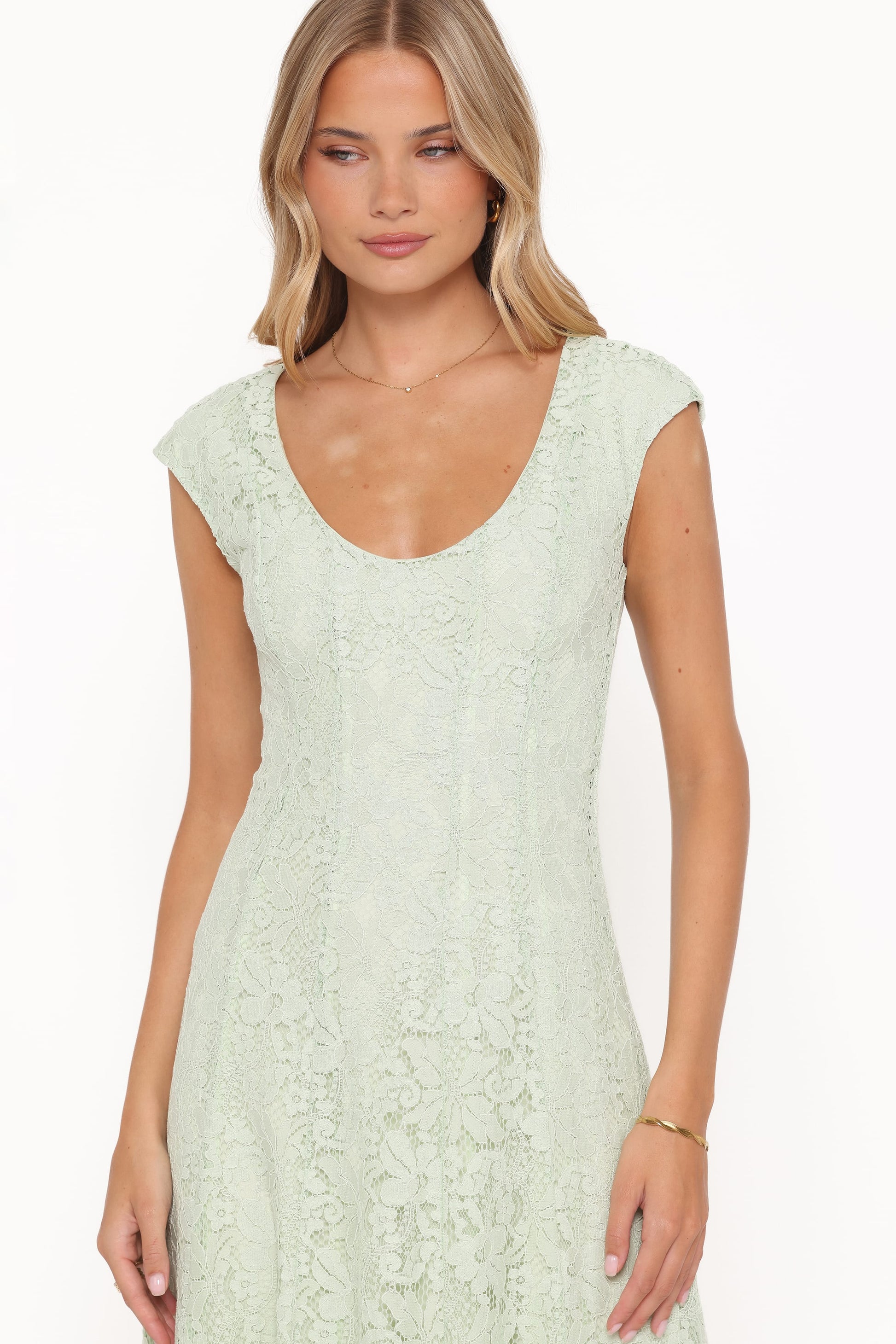 Robe d'invitée de mariage longue en dentelle – Vert sauge - vue 3 - Valerelle