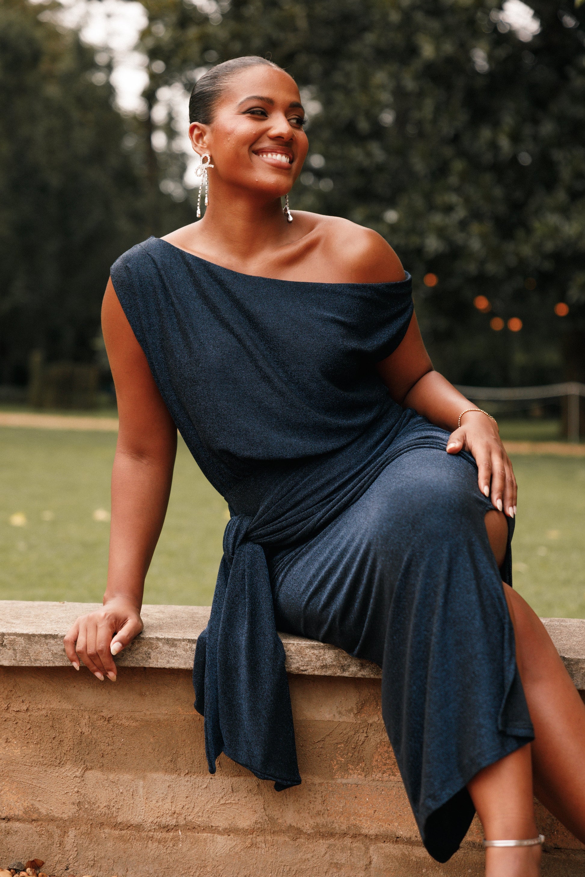 Robe de soirée midi épaules dénudées – Bleu nuit - vue 3 - Valerelle