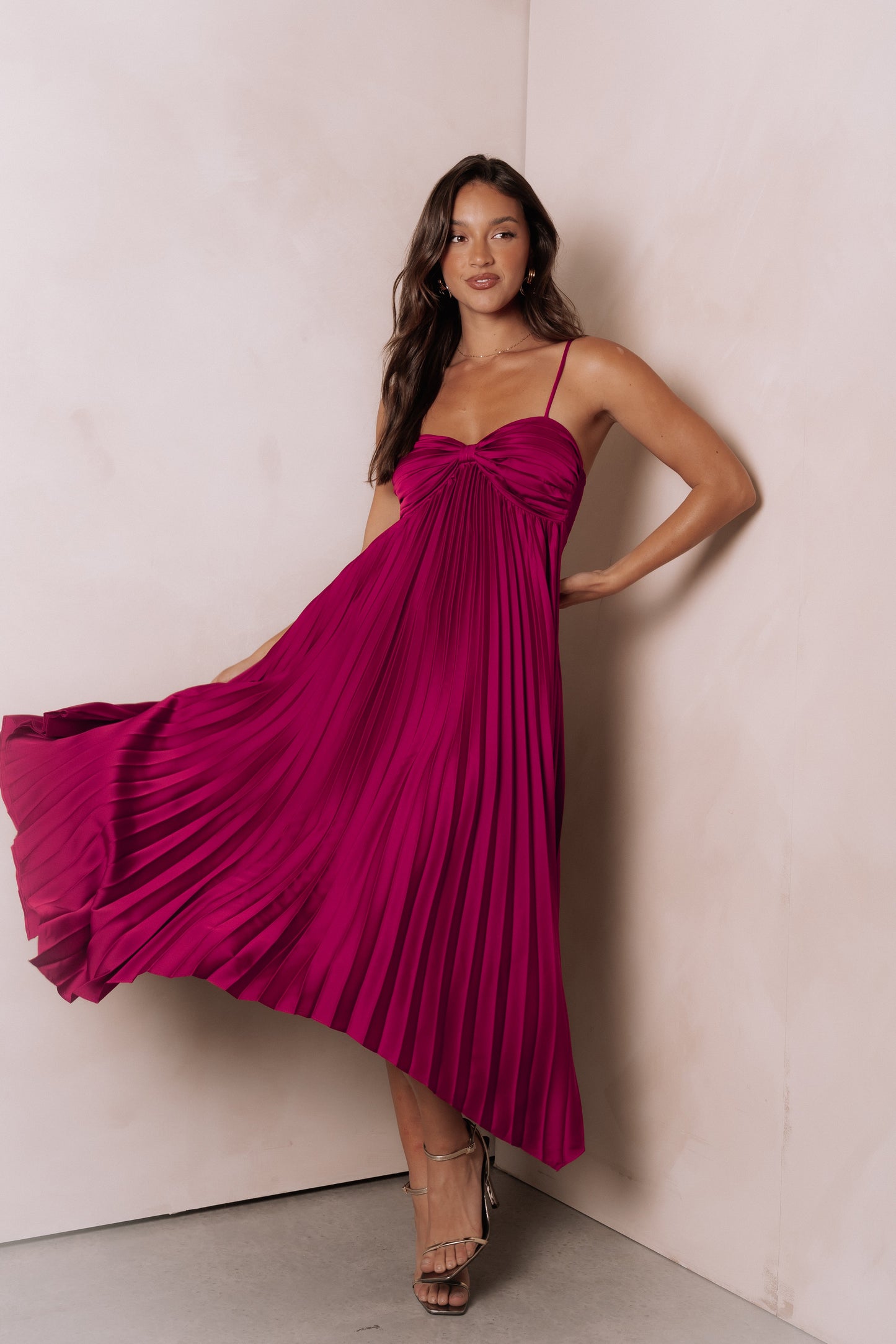 Robe de cocktail midi – Magenta - Valerelle