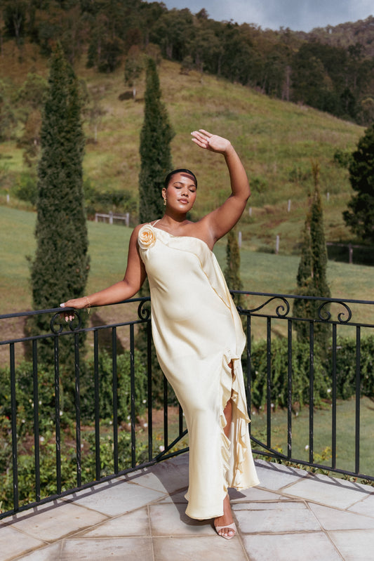 Robe de demoiselle d'honneur longue asymétrique – Jaune - Valerelle