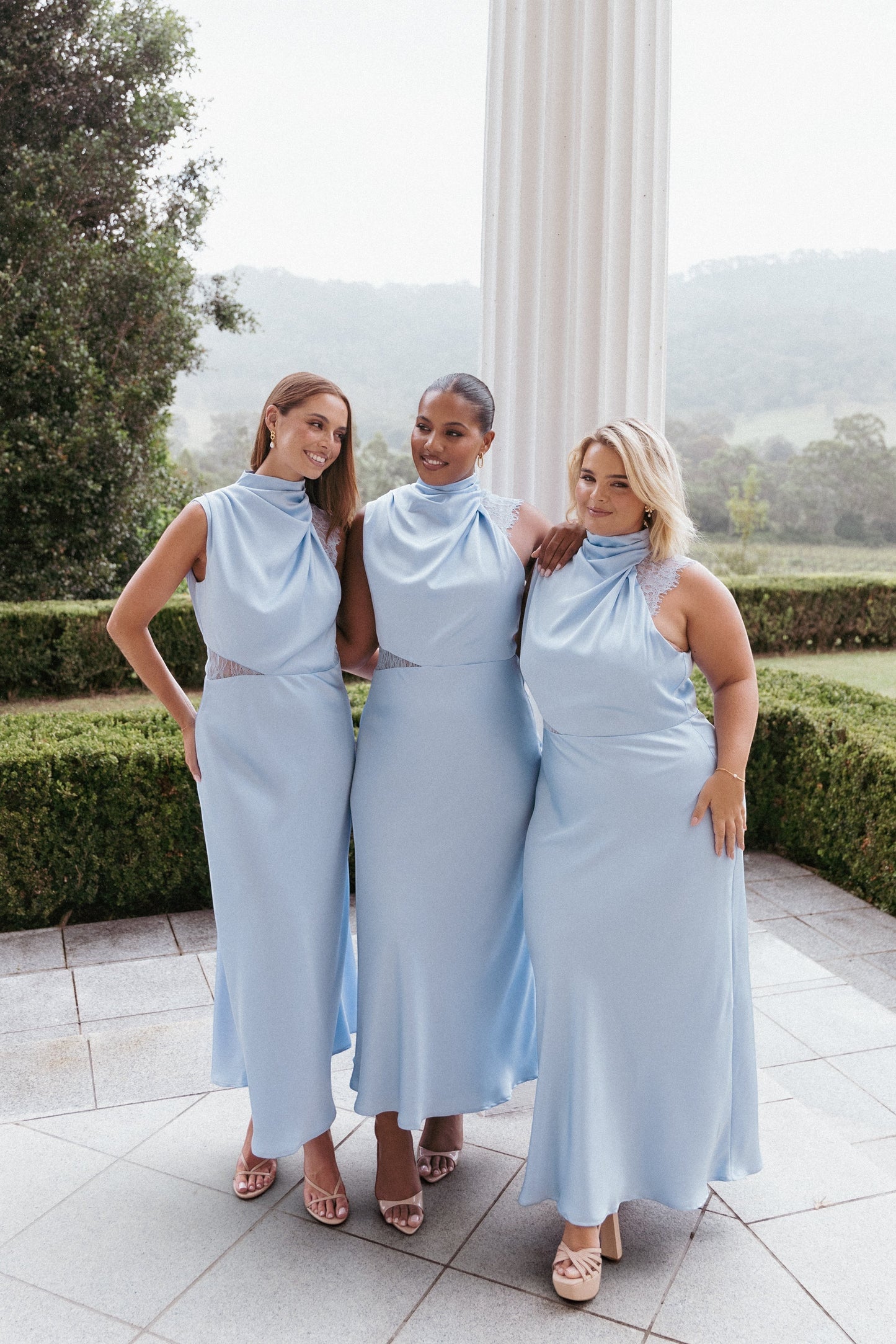 Robe d'invitée de mariage longue en dentelle – Bleu - Valerelle