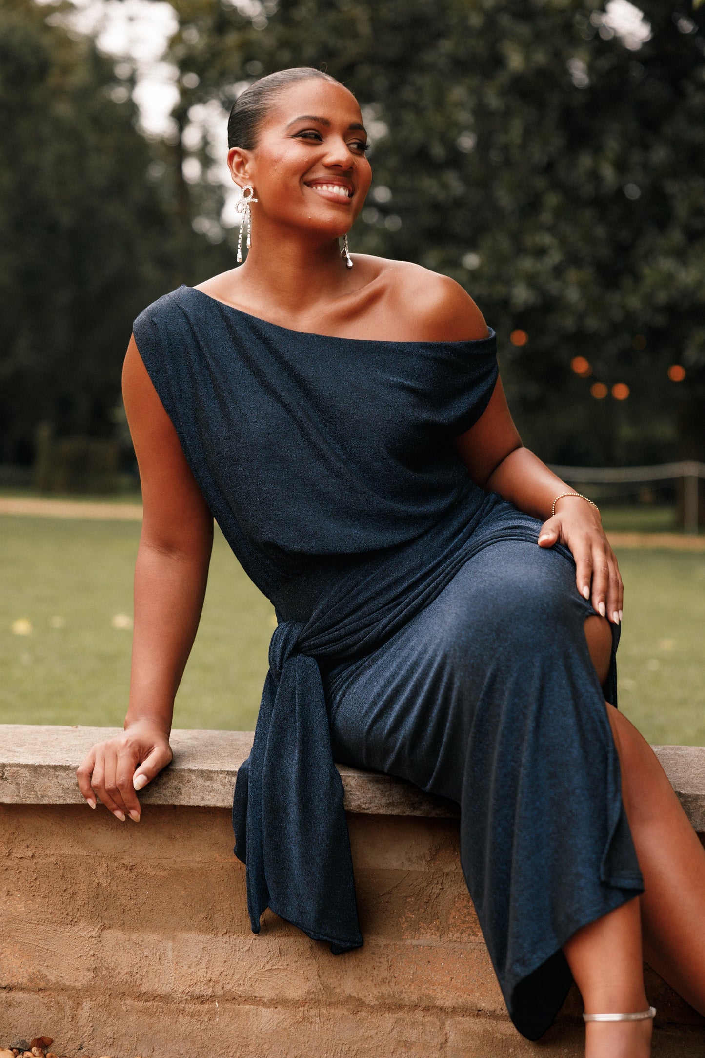 Robe de soirée midi épaules dénudées – Bleu nuit - vue 3 - Valerelle